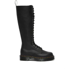 DR. MARTENS 1B60 BLACK BOOTS