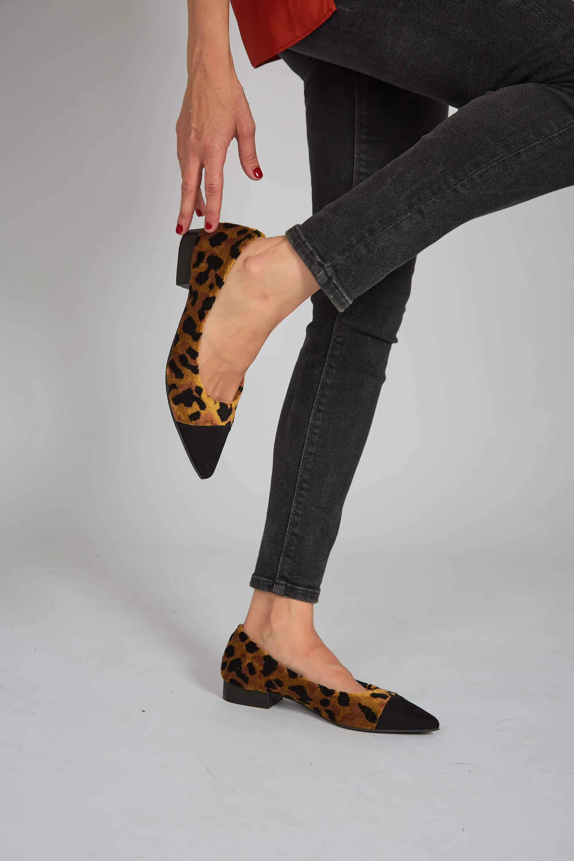 Ferox Vegan Suede Ballerinas | Leopard Print