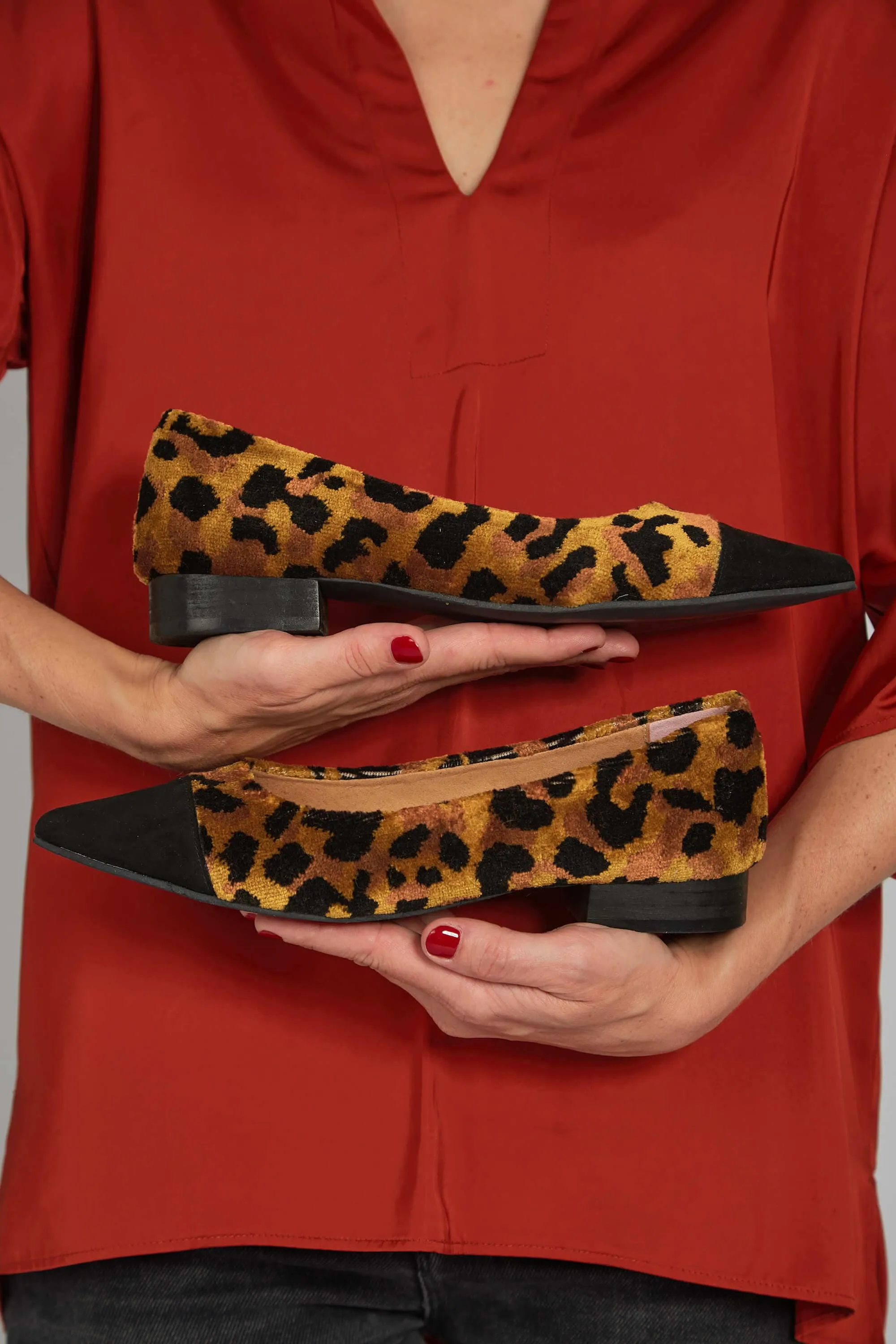 Ferox Vegan Suede Ballerinas | Leopard Print