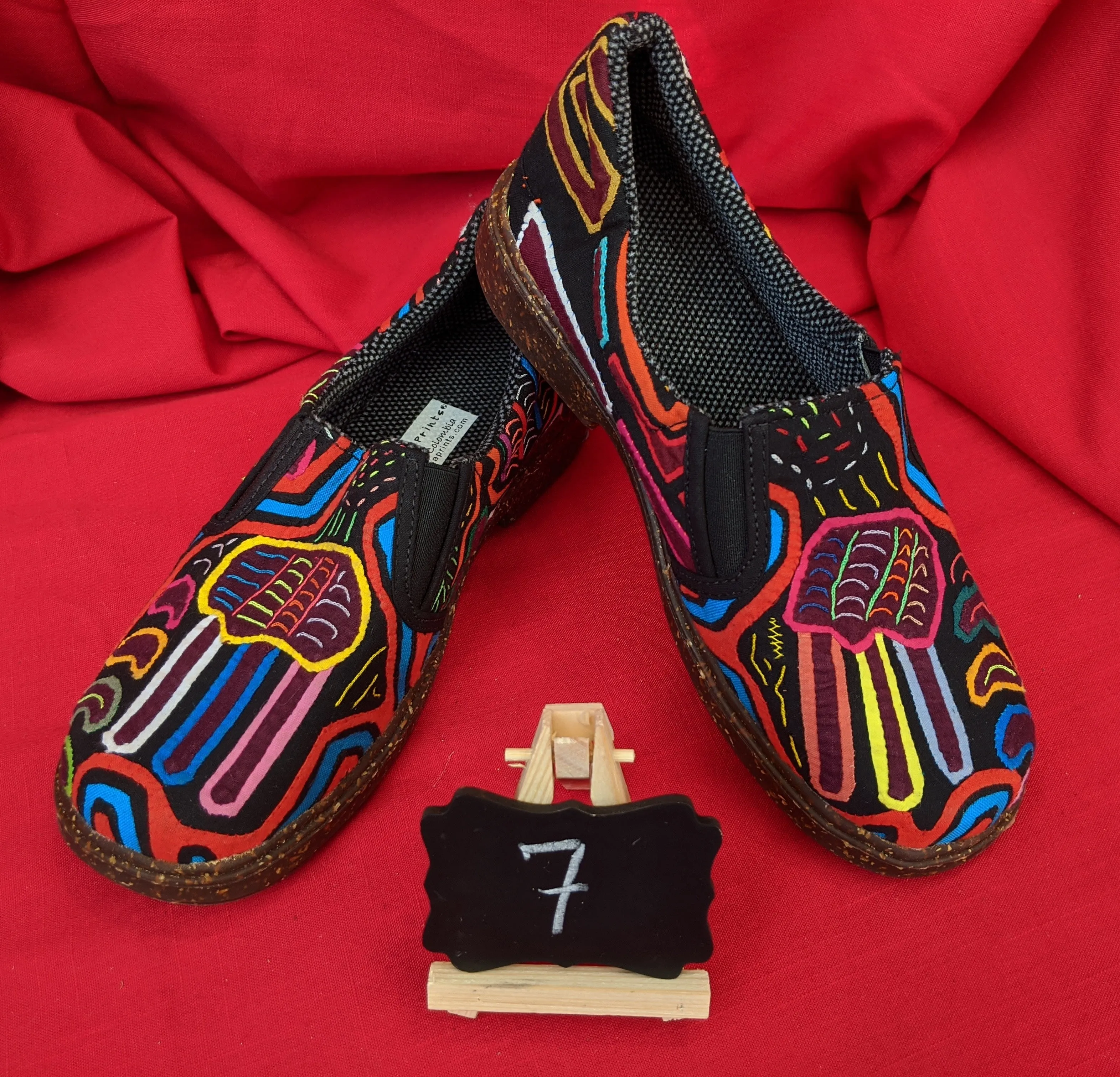 Moccasin Mola Shoes  - Size 7 - Mliai