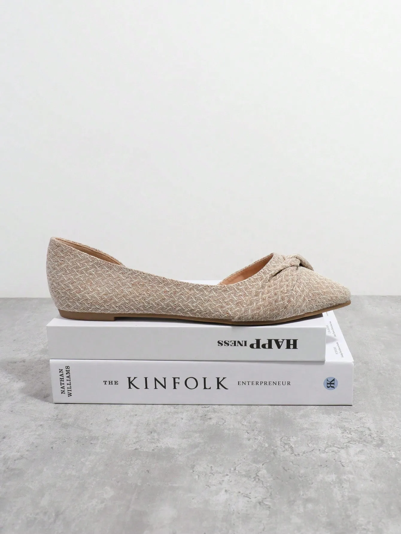 Pointy Toe Front Knot Flats