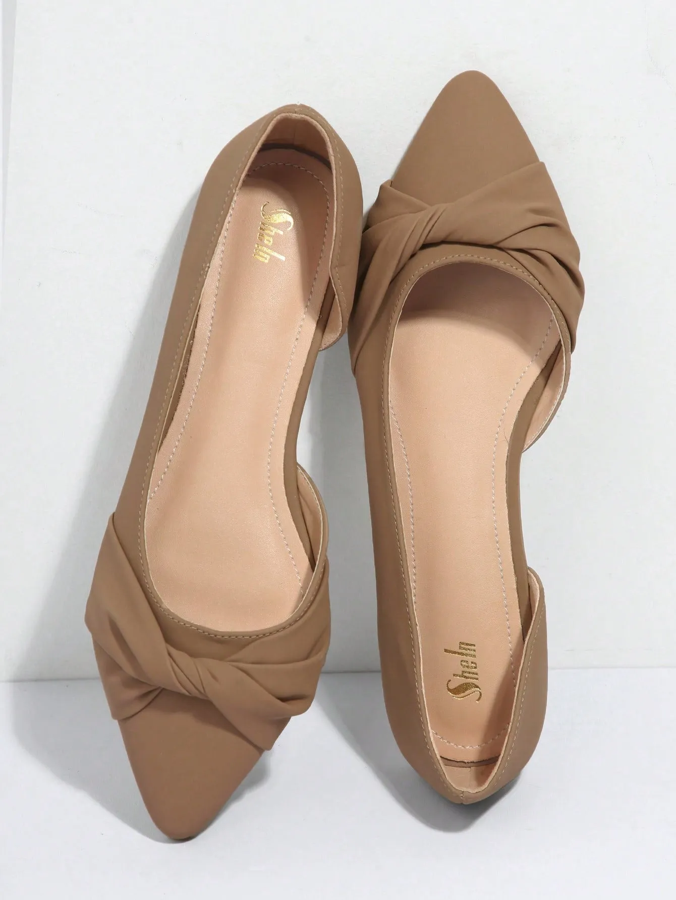 Pointy Toe Front Knot Flats