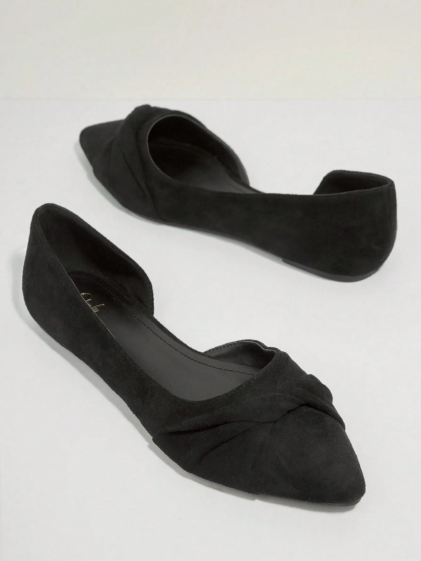 Pointy Toe Front Knot Flats