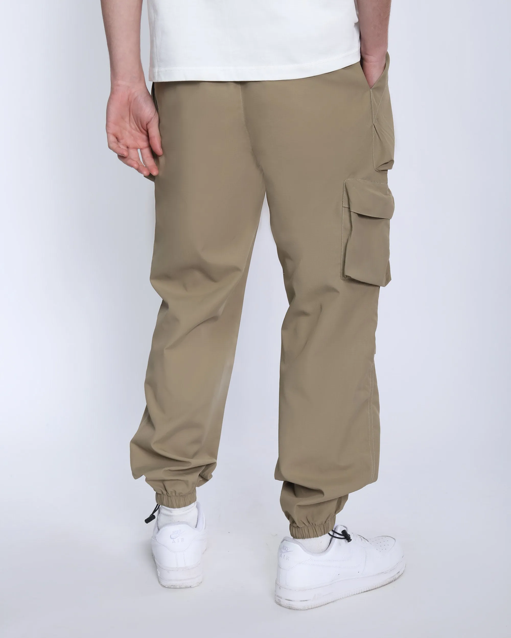 Relaxed-Fit Cargo Pants: Maximum Comfort for All-Day Wear