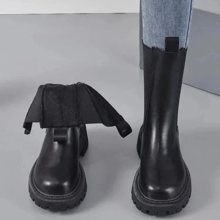 SHEIN -  Zip Back Thermal Lined Chelsea Boots