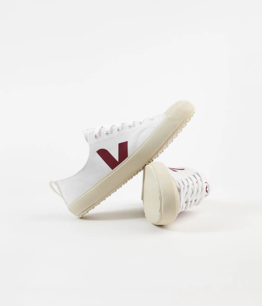 Veja Nova Canvas Shoes - White / Marsala