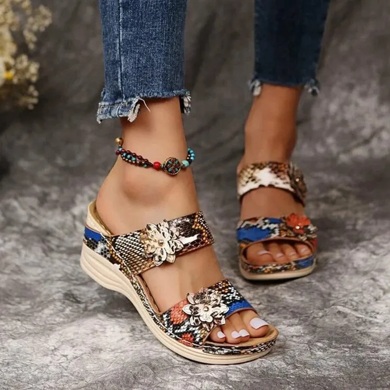 Women's Flower Cutout Casual Sandals